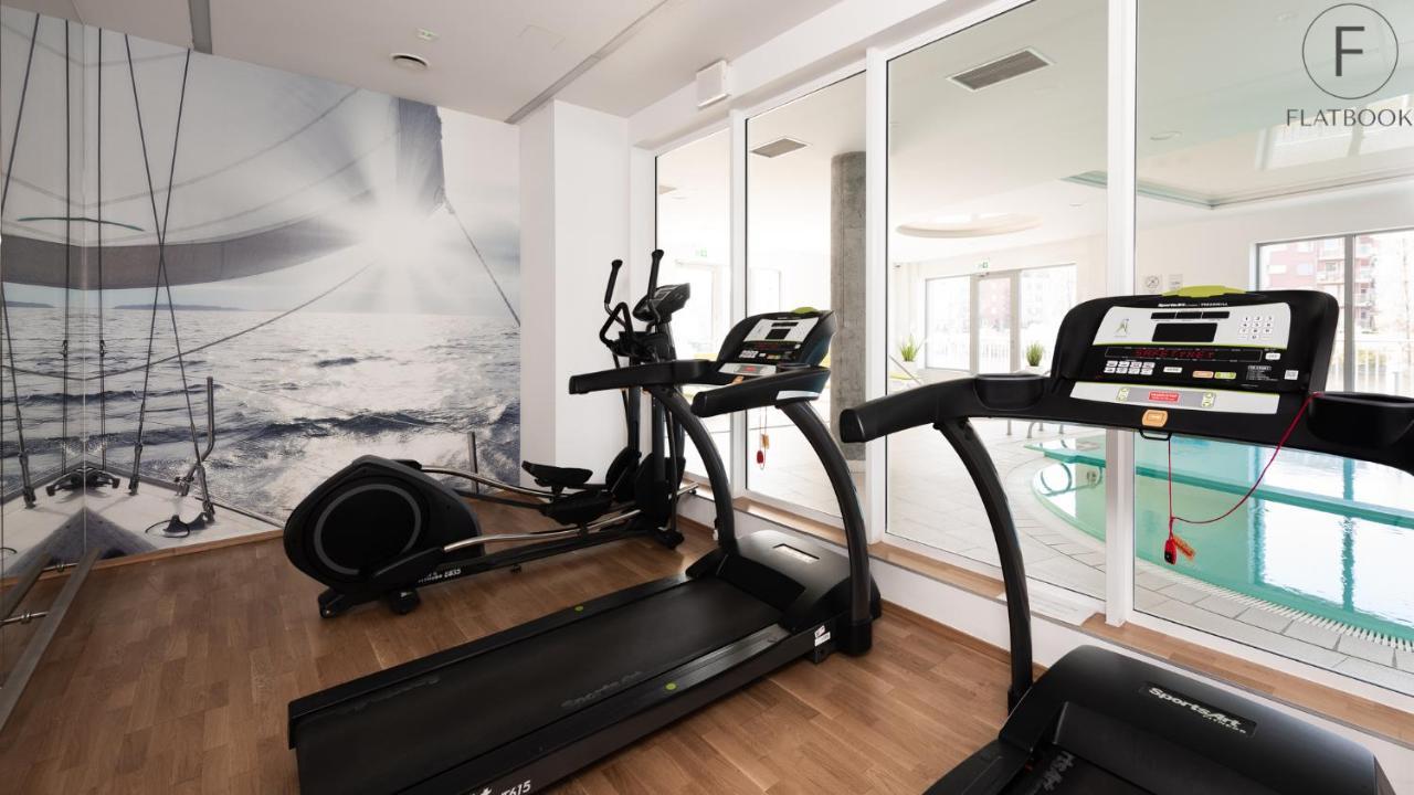 Flatbook Apartments Waterlane Island Spa With Riverview Danzig Exterior foto